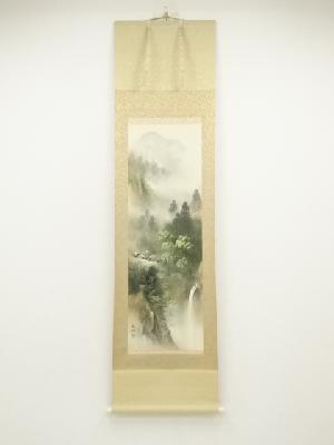 太田春海筆　淡彩山水　肉筆絹本掛軸（共箱）